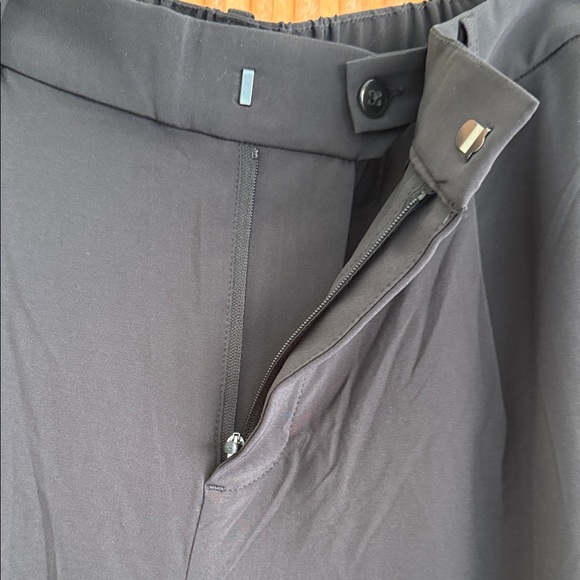 Vuori Villa Women's Trouser Pants - Picture 4 of 7